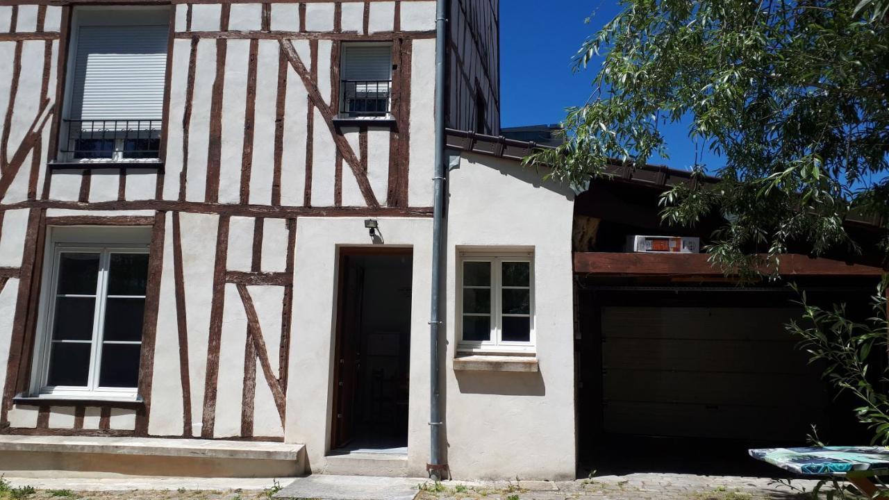 F4 Dans Maison Au Calme Pres Du Centre De Chalons En Champagne Exteriör bild